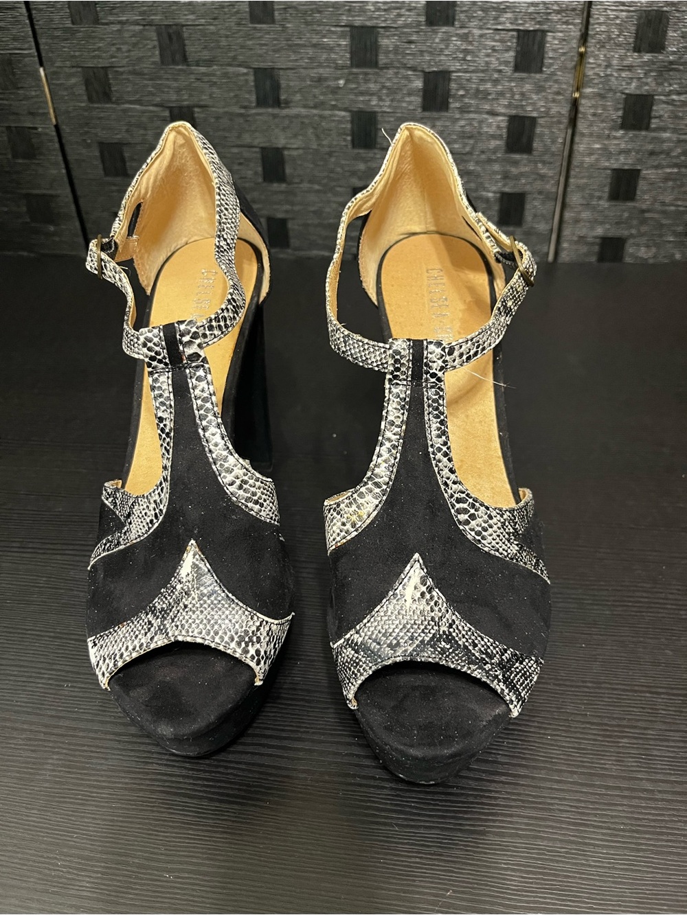 Chelsea Crew Snake-skin Look T-Strap Peep Toe Platform Heels See Pics Condition